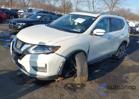2017 Nissan Rogue Sl z USA, uszkodzony, nr VIN 5N1AT2MV8HC780705